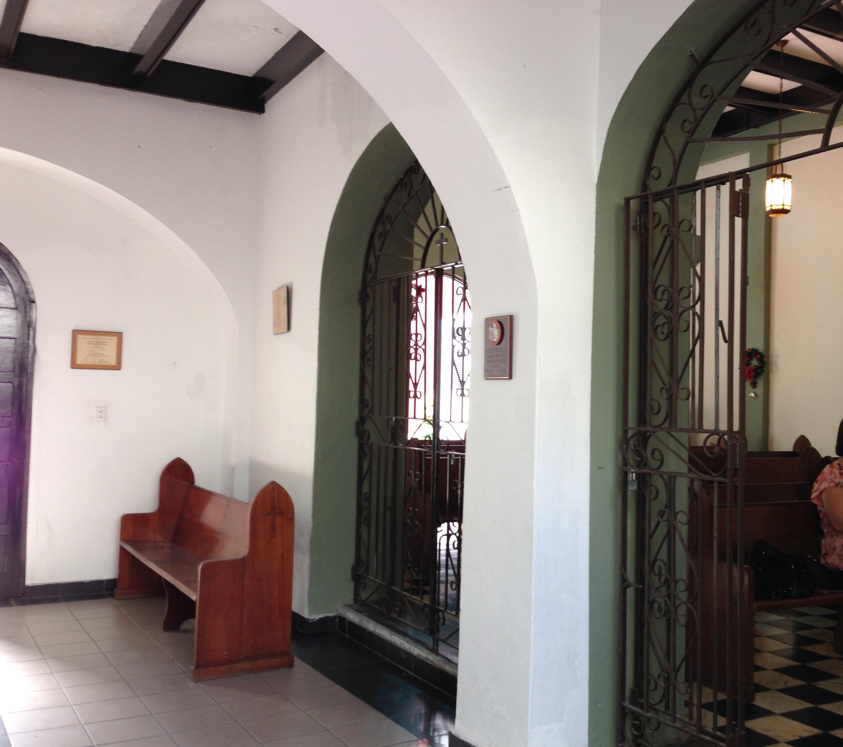 Calle de la Fortaleza 61 - Iglesia Presbiteriana Hugh O’Neill Memorial - San Juan (Viejo San Juan) - 2015 00022